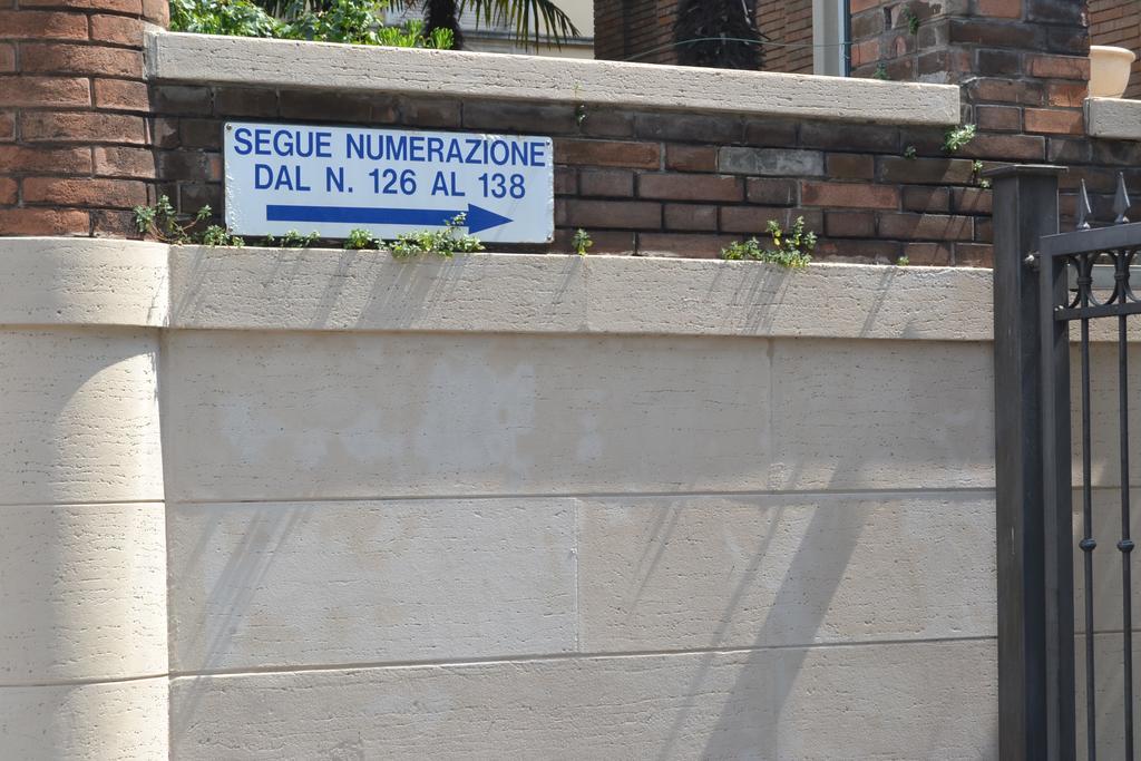 Central Avenue B&B Bologna Luaran gambar